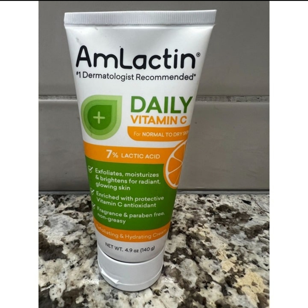 Amlactin Daily Vitamin C Exfoliates & Moisturizes